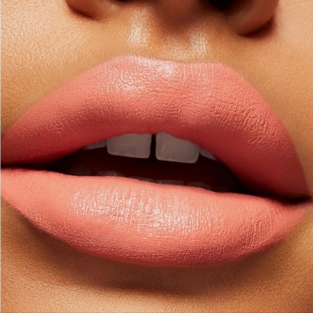 MAC Coral Haze Matte Lipstick Richard Quinn - Picture 5 of 10
